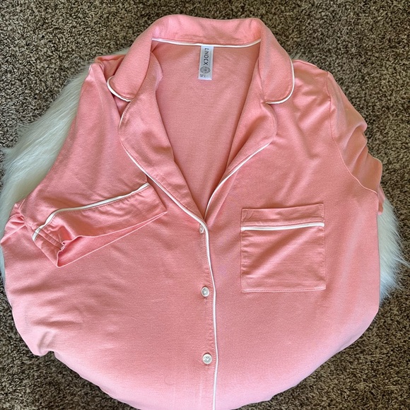 PJ Set Floral - Picture 2 of 9